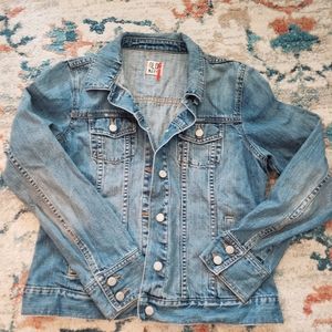 Old Navy Jean Jacket Size Large